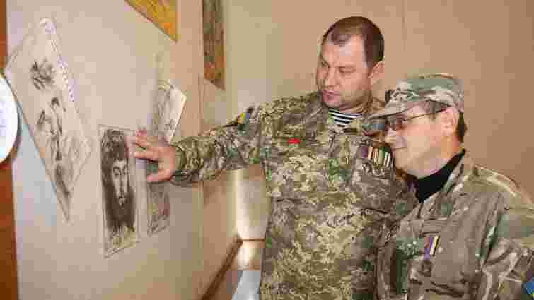 У Києві відкрилась виставка творчості воїнів та волонтерів АТО