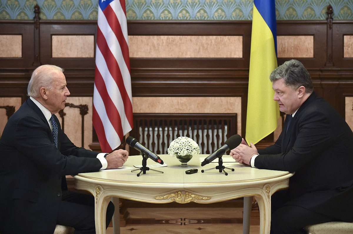 Україна готова підтримати антитерористичну операцію в Сирії, – Порошенко