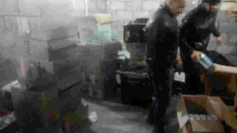 У Маріуполі виявили склад контрабандних цигарок для постачання в «ДНР»