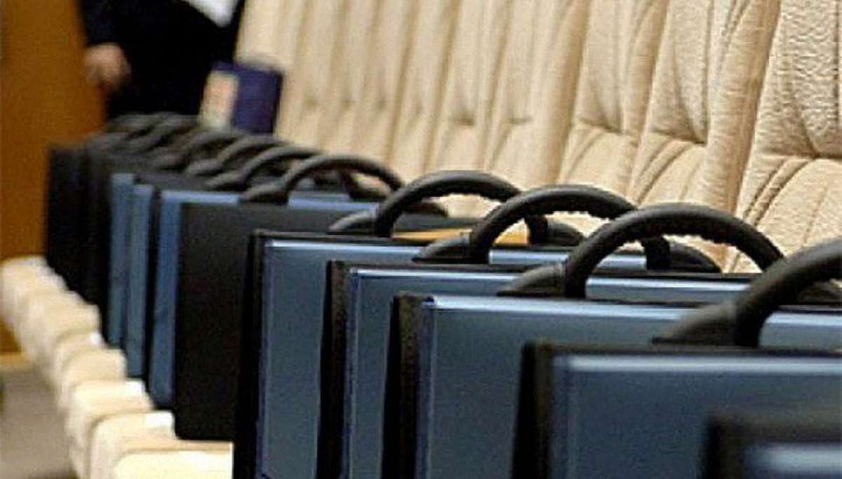 Верховна Рада прийняла закон про державну службу