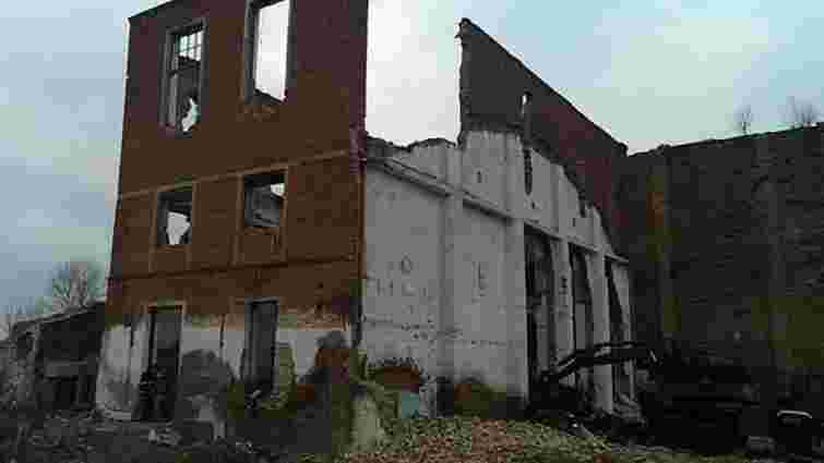 У Миколаївській області обвалився старий завод, в результаті чого загинув 22-річний чоловік