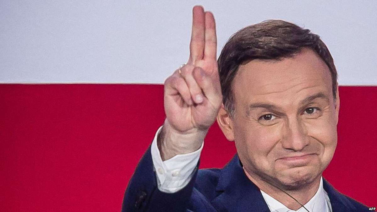 Сьогодні президент Польщі вперше відвідає Україну з офіційним візитом