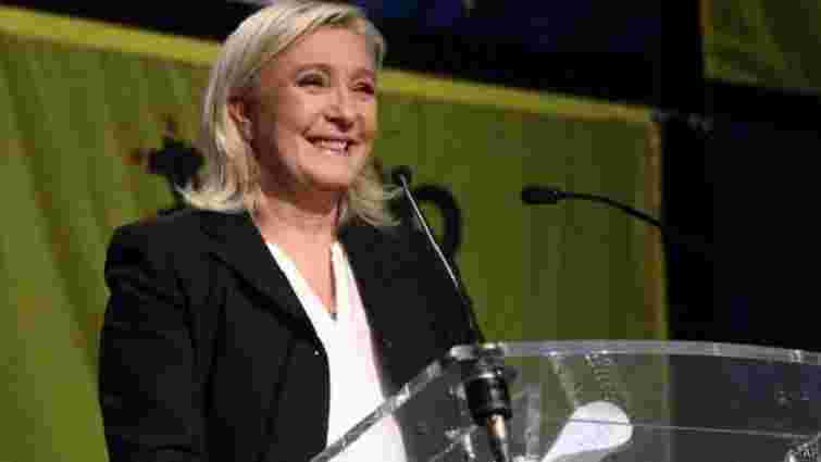 Партія Ле Пен програла у другому турі регіональних виборів у Франції