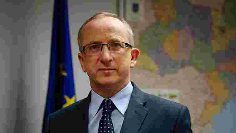 Чіткий розподіл функцій між гілками влади необхідно закріпити у Конституції України, - посол ЄС