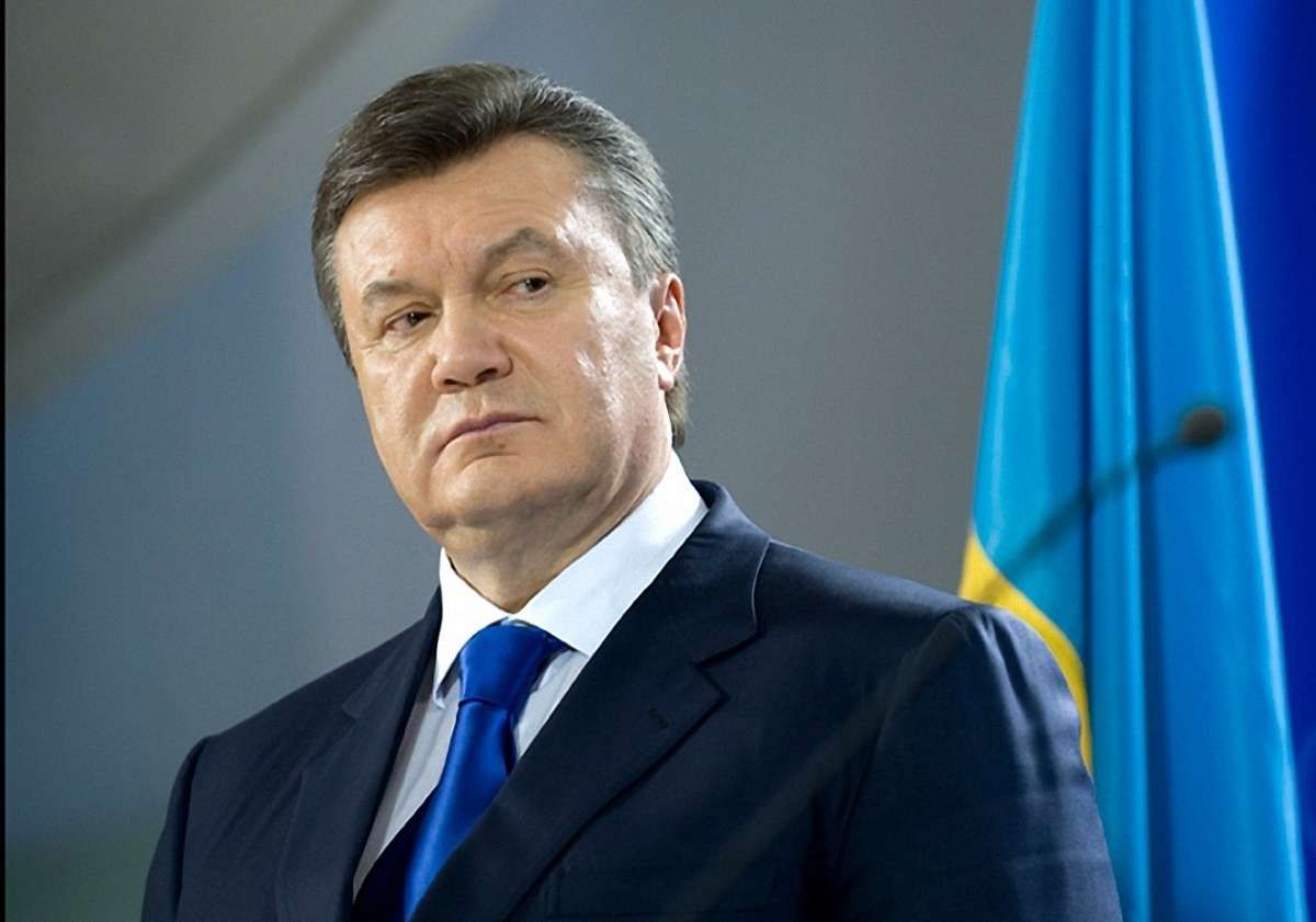 Правоохоронці вилучили найбільший архів документів Януковича