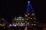 Головна ялинка Львова засвітилась у синьо-жовтих кольорах