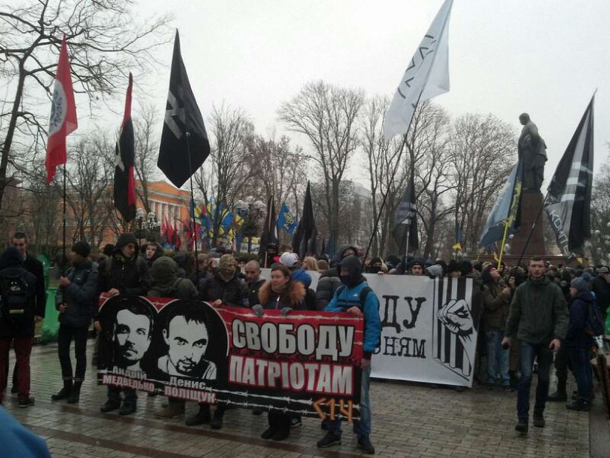 У Києві мітингують за звільнення підозрюваних у вбивстві Бузини