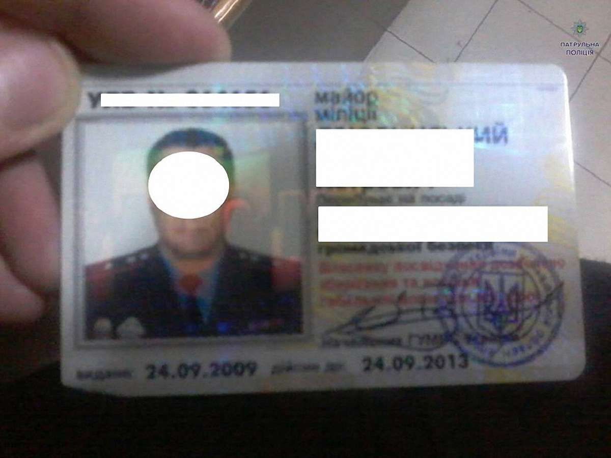У Львові затримали колишнього міліціонера п’яним за кермом