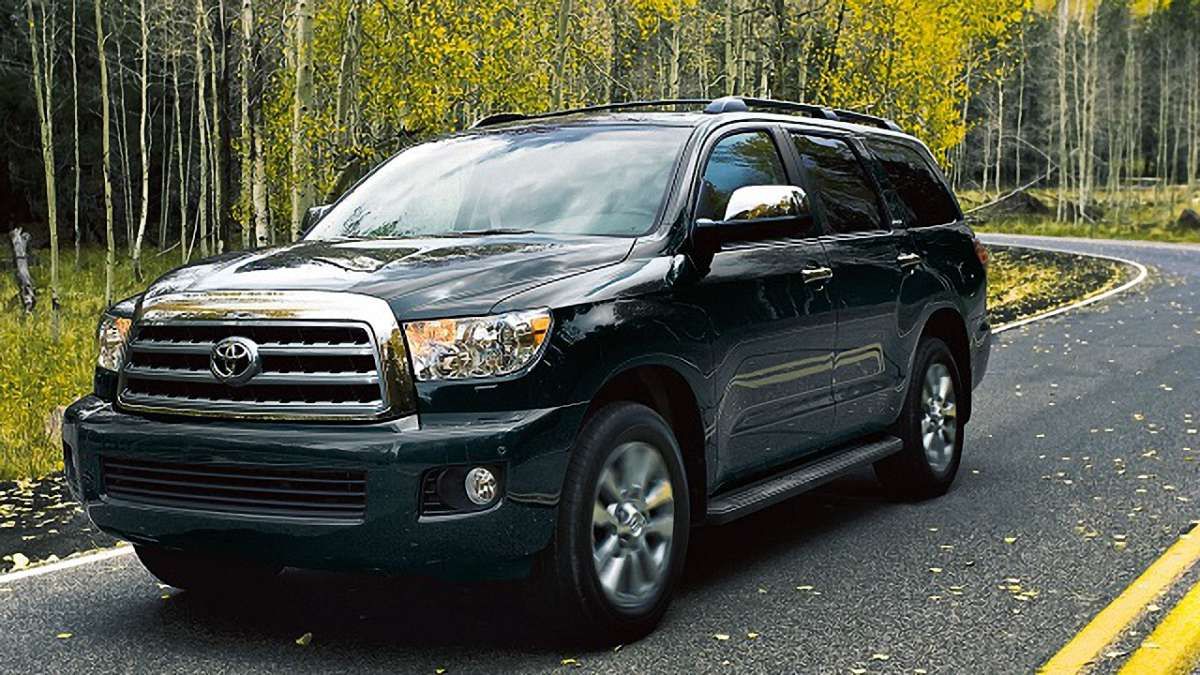  У колишнього мера Винник Сергія Уварова вкрали Toyota Sequoia