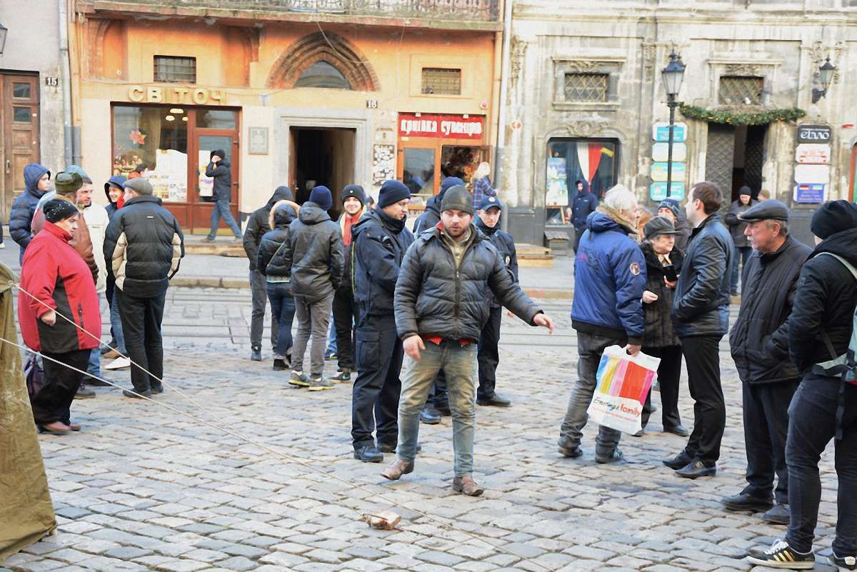 Вавилон під Ратушею