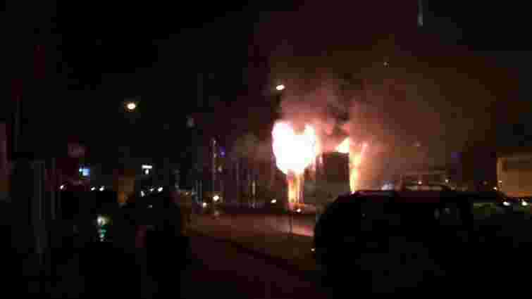 Внаслідок пожежі у львівському трамваї вигоріла кабіна водія та салон одного вагона