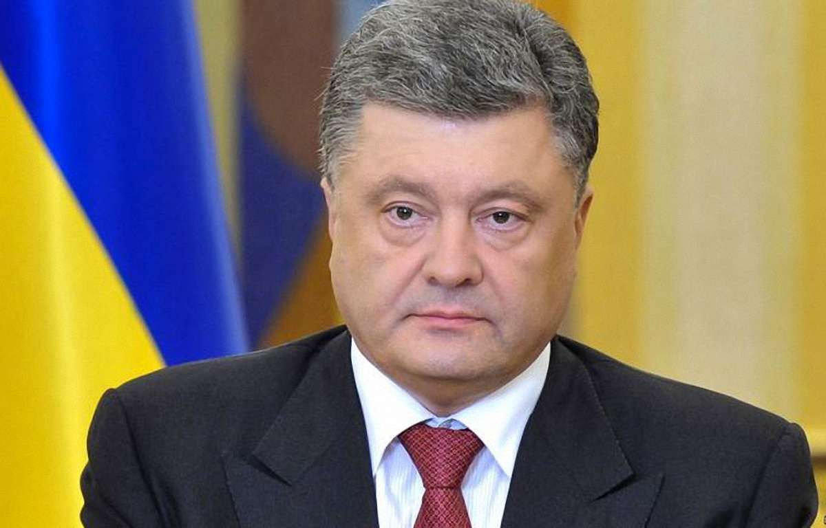 Порошенко ветував закон про роздержавлення друкованих ЗМІ