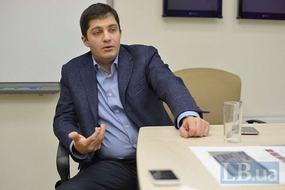 Судді, яка дозволила обшуки у «діамантових прокурорів», висунули підозру
