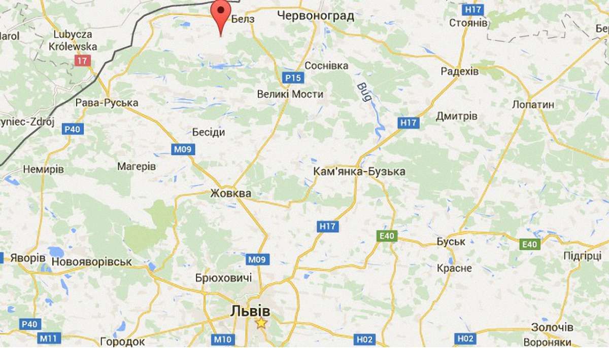 У селі на Львівщині вночі вбили двох жінок і дитину