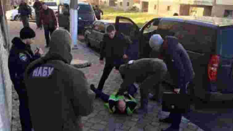 На Рівненщині співробітники НАБУ впіймали на хабарі голову районного суду