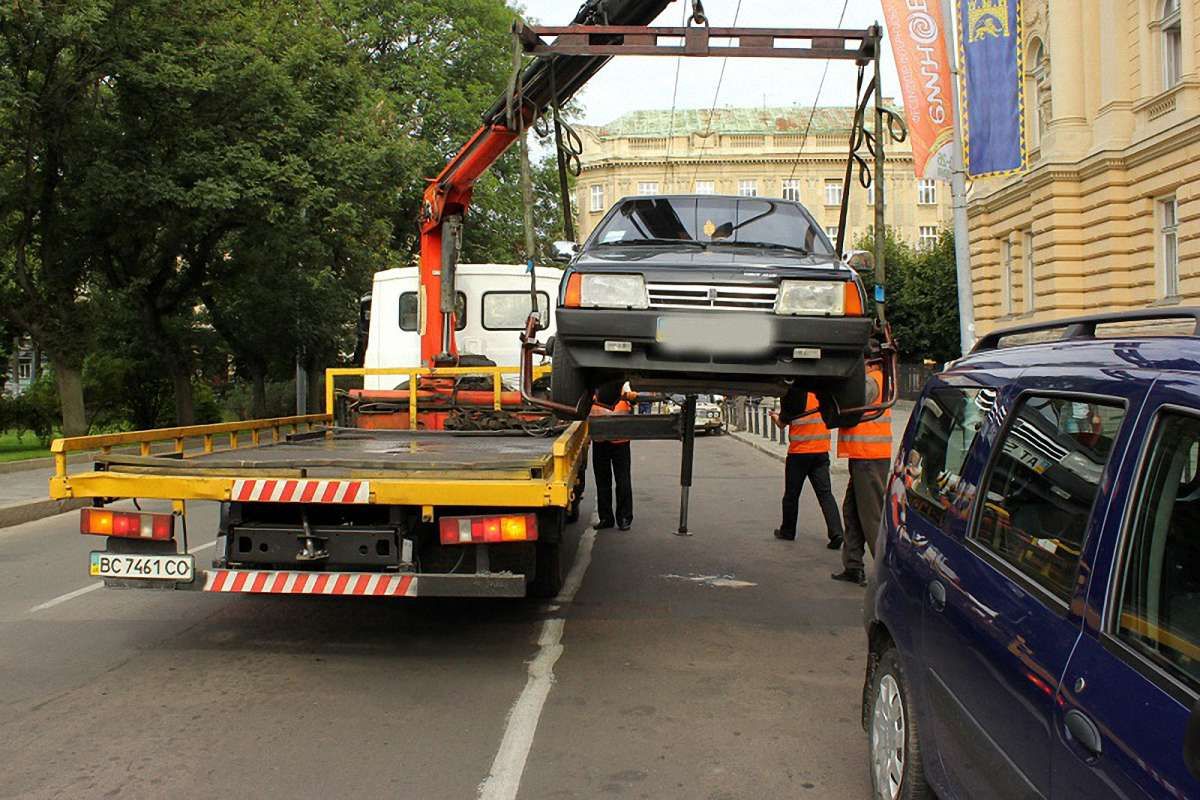 У центрі Львова облаштують арештмайданчик для автомобілів