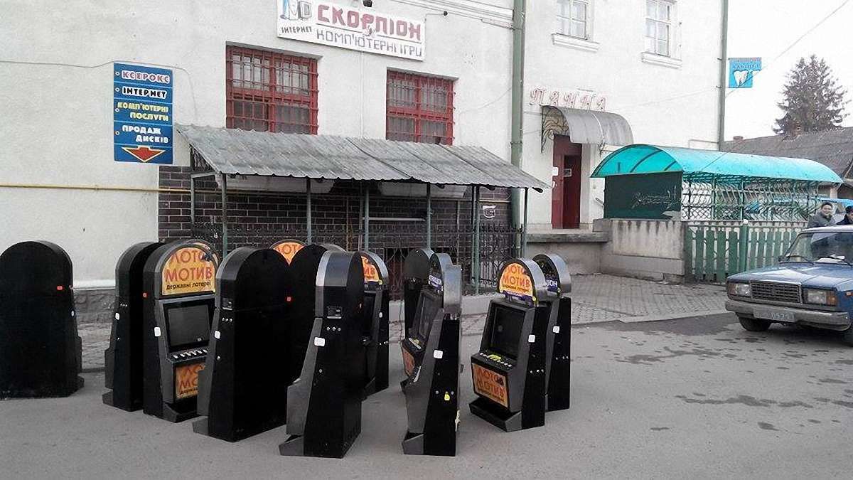 У Жидачеві активісти домагаються покарання власників нелегального казино
