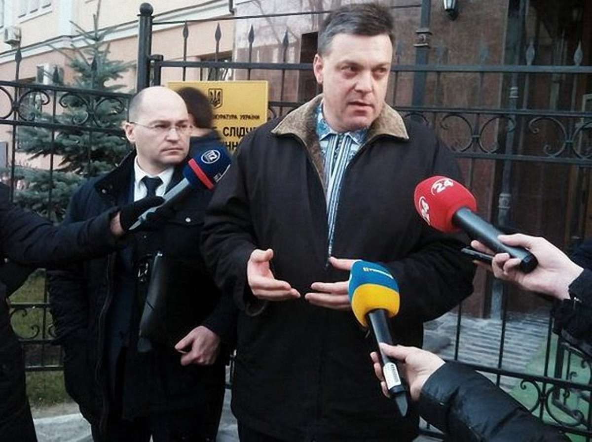 ГПУ допитала Тягнибока у справі про розстріли на Майдані