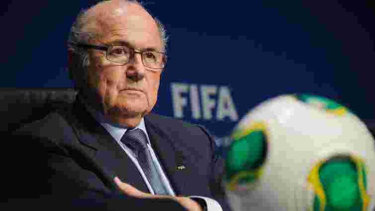 Відставка президента ФІФА очолила рейтинг кар'єрних падінь 2015 року