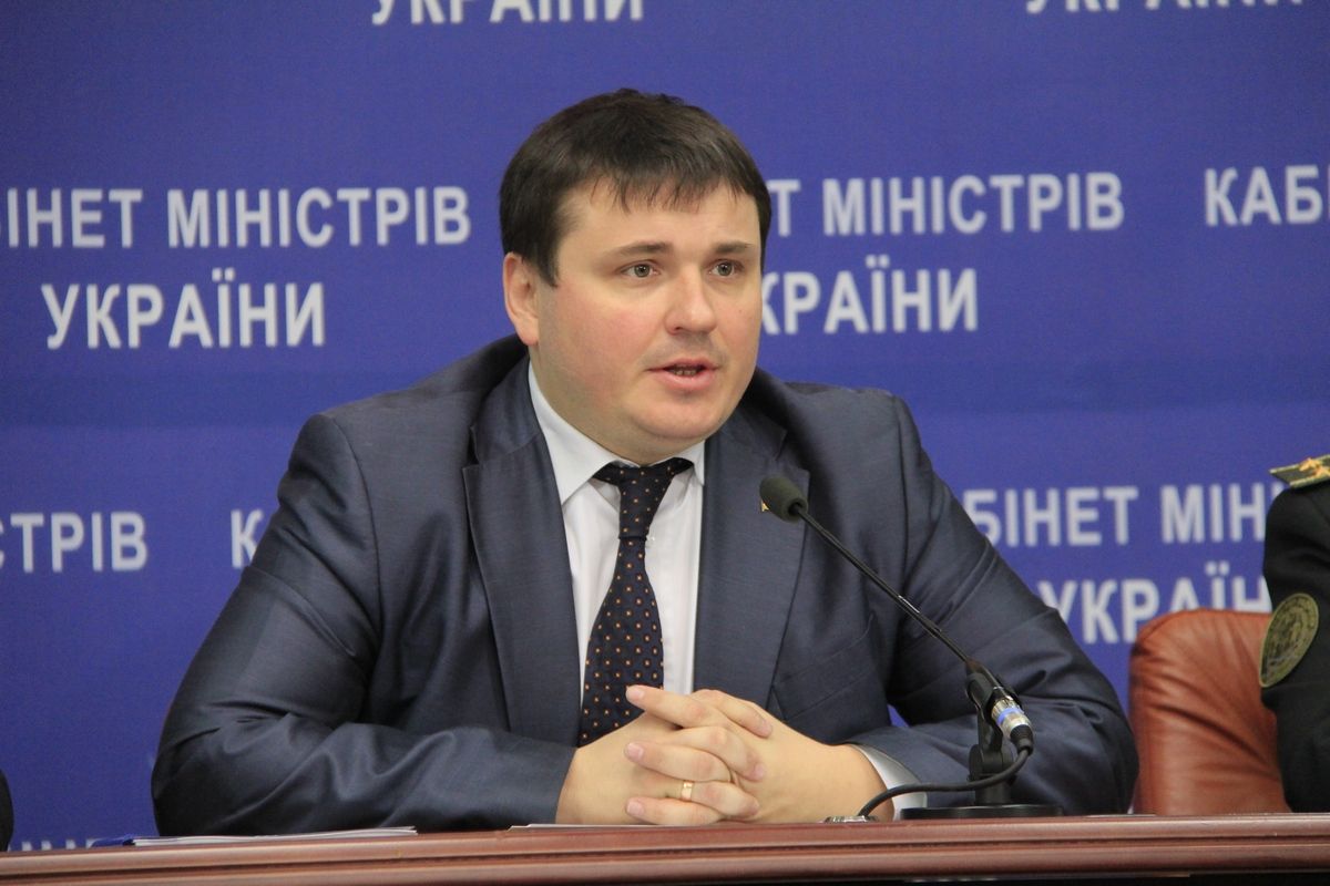 Президент не прийняв відставку заступника міністра оборони Гусєва 