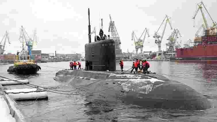 Росія пригнала підводний човен до окупованого Севастополя