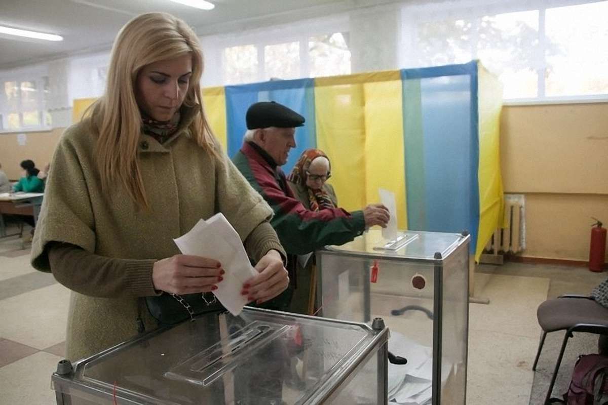 Вибори депутатів об’єднаних територіальних громад відбудуться навесні 2016 року