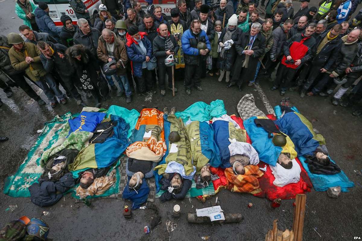 Під час вбивств на Майдані Янукович активно спілкувався з російськими силовиками, – прокурор