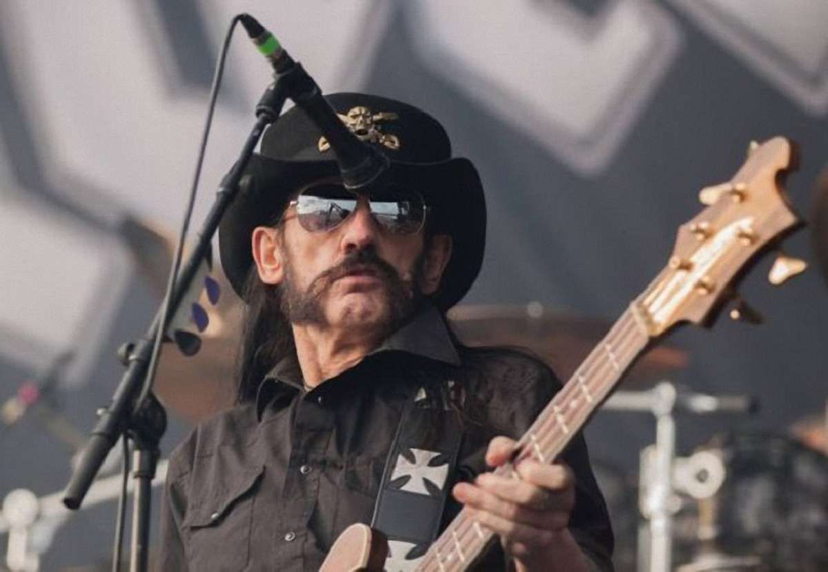 У Великобританії помер засновник групи Motorhead Леммі Кілмістер