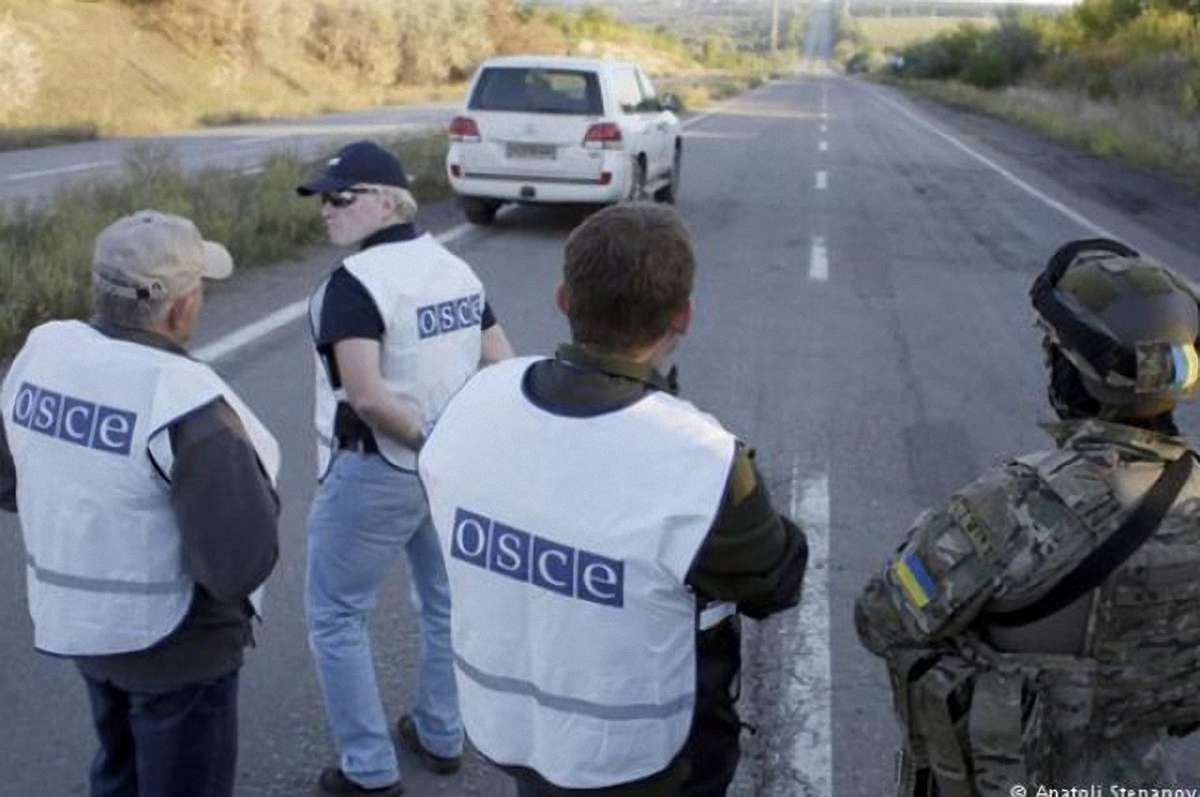 Спостерігачі ОБСЄ визнали події в Комінтерновому порушенням Мінських угод