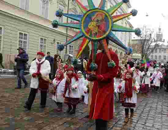 У Львові встановили Різдвяного Дідуха