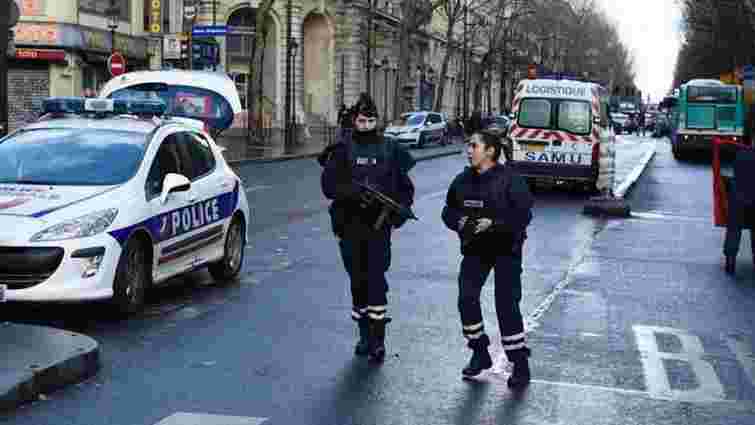У Парижі поліцейські запобігли  теракту в річницю Charlie Hebdo