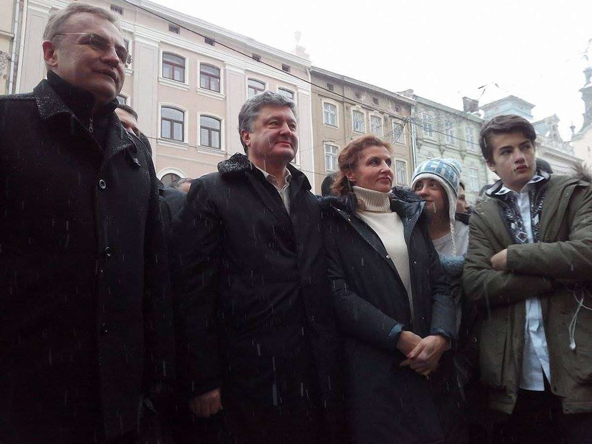 Порошенко з родиною зустрів Різдво у Львові