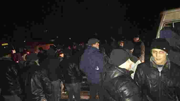 Львівські шахтарі і далі страйкують: перекрили в’їзд до Червонограда