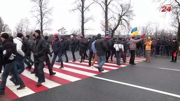 Сотні шахтарів перекрили трасу державного значення Львів – Жовква