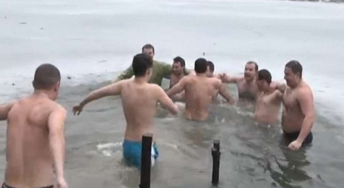 Львів’ян запрошують на йорданські купання  у парк «Горіховий гай»