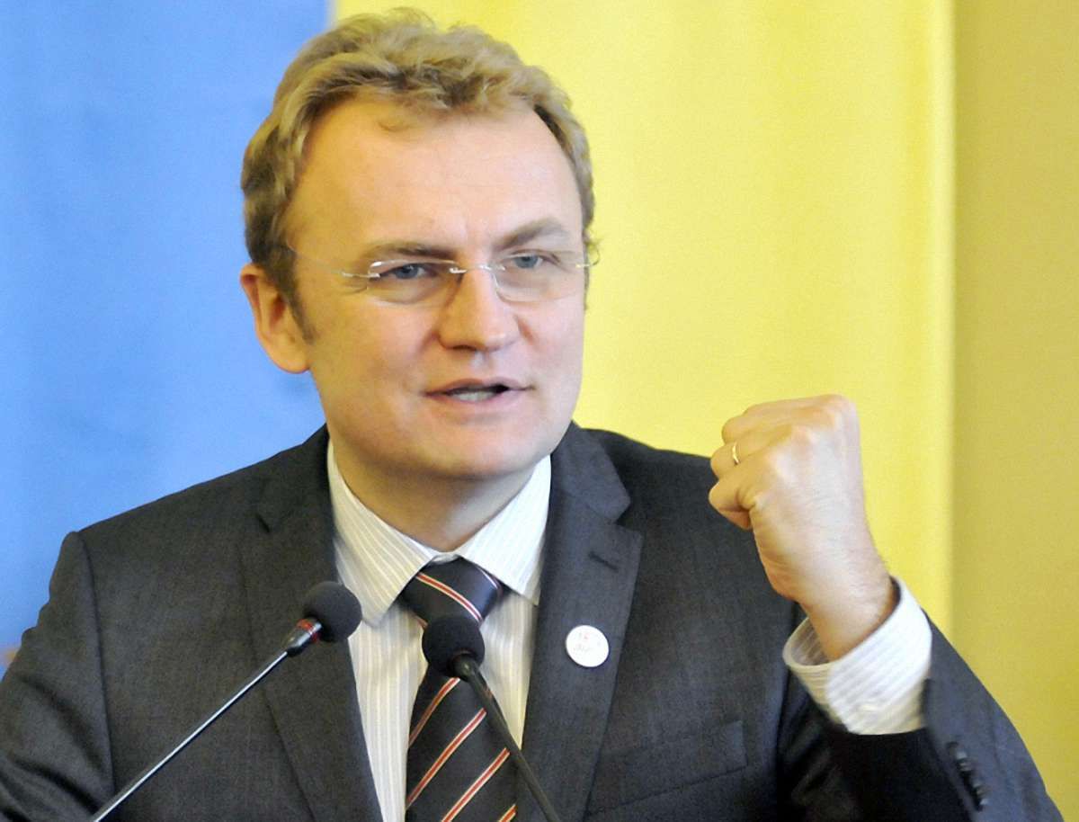 У мера Львова виявився найвищий позитивний рейтинг серед політиків