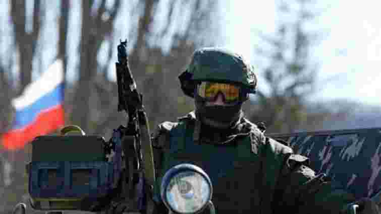 Росія стягує військові сили до кордону з Україною, – Турчинов