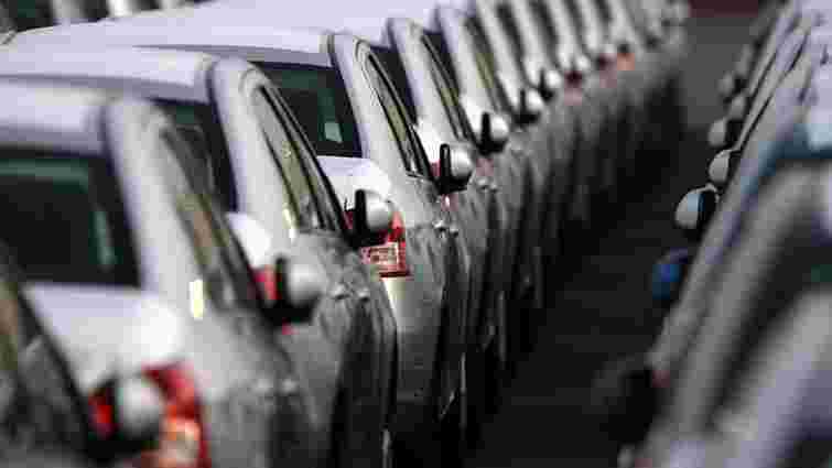 У Львові понад 1000 власників дорогих авто сплачуватимуть транспортний податок
