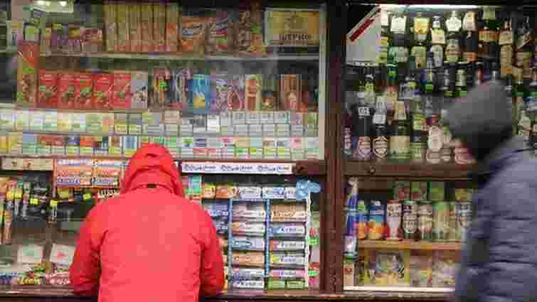 Цигарки в Україні не мають бути дешевшими за продукти харчування, – європейський експерт