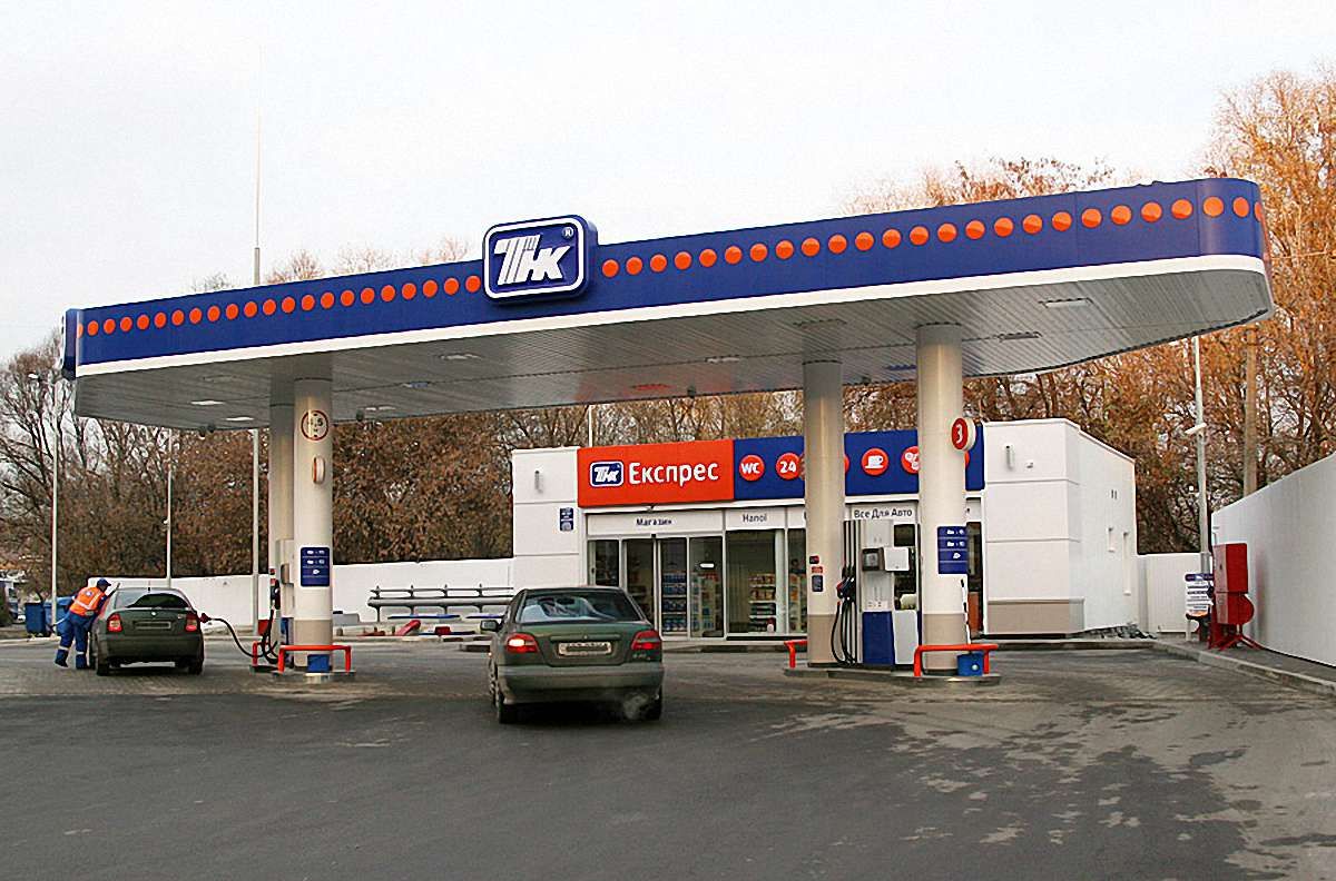 АМКУ не дозволив продаж мережі АЗС «Роснєфті» в Україні швейцарцям