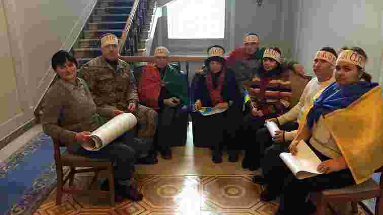 Активісти з Кривого Рогу оголосили  голодування під кабінетом голови парламенту