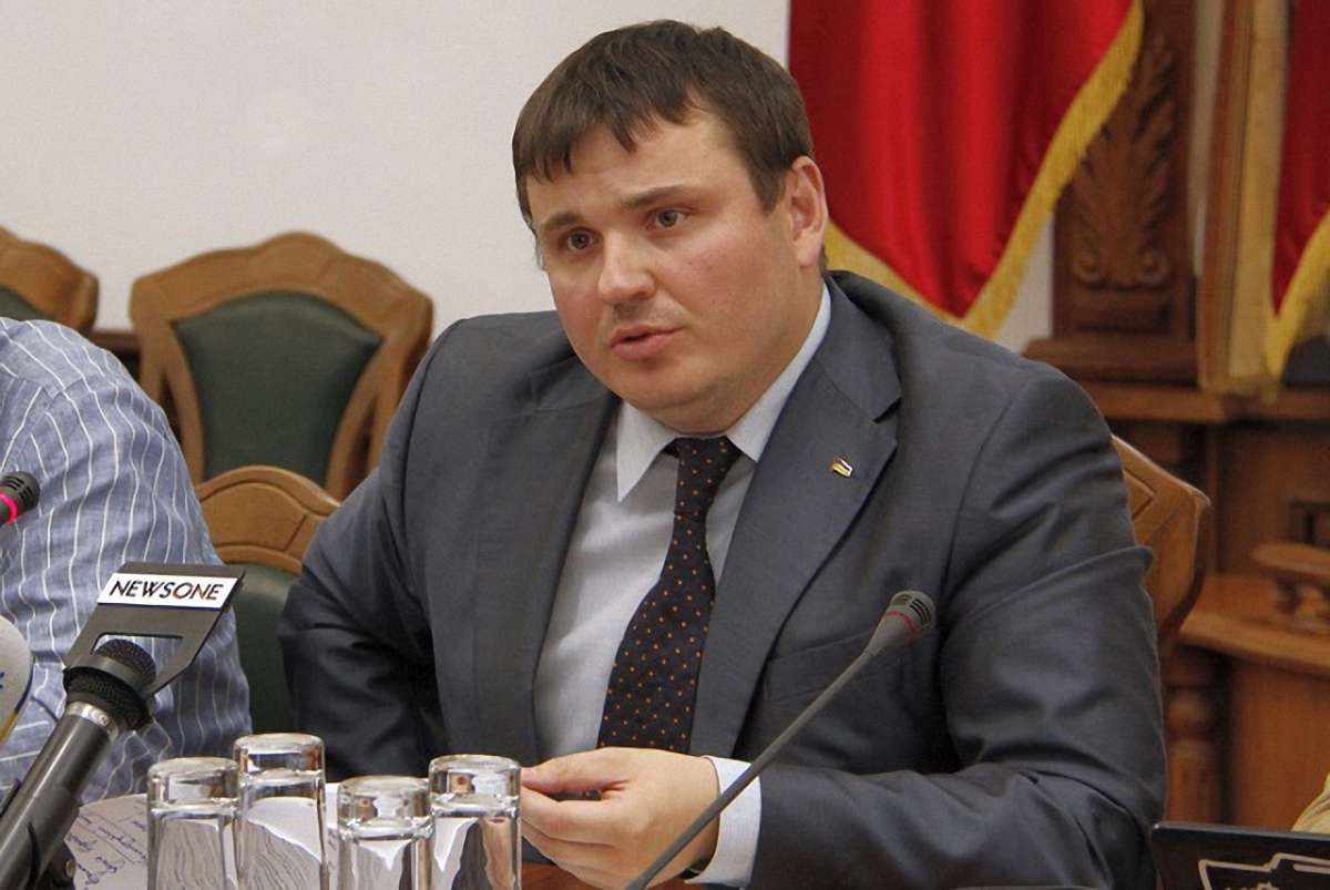 Уряд прийняв відставку Гусєва з посади заступника міністра оборони