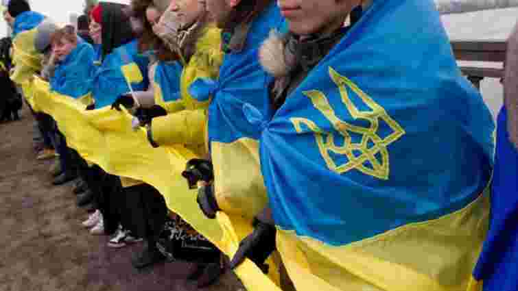 Порошенко у День Соборності: синьо-жовті кольори повернуться на Донбас і до Криму