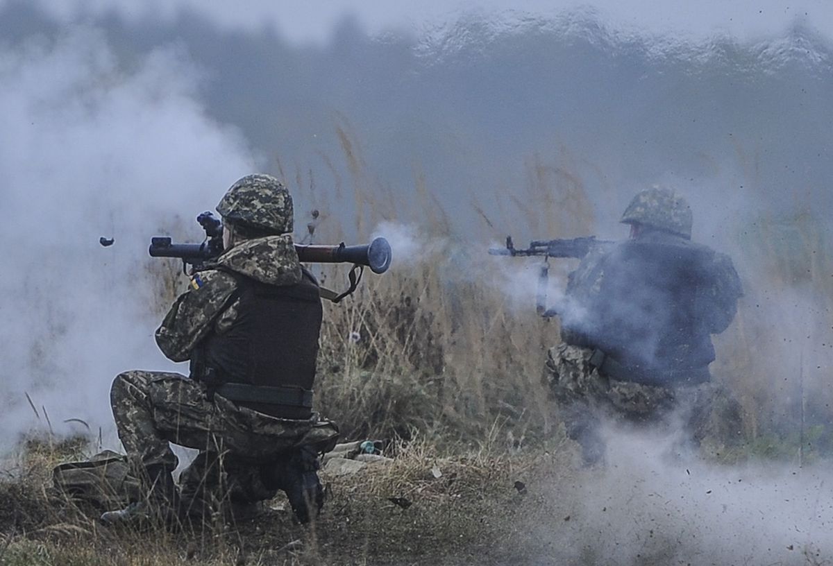 Бойовики 38 разів обстріляли опорні пункти сил АТО