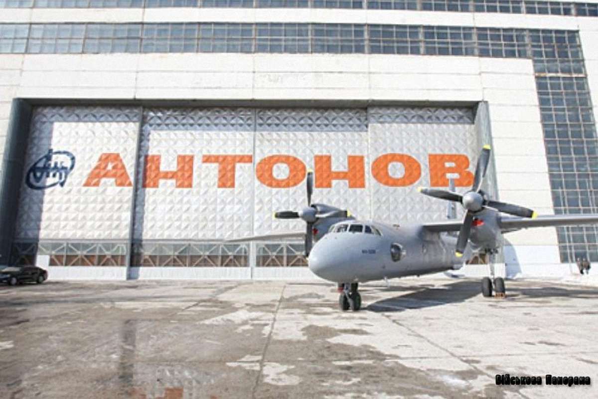 Кабмін вирішив ліквідувати авіаконцерн «Антонов»