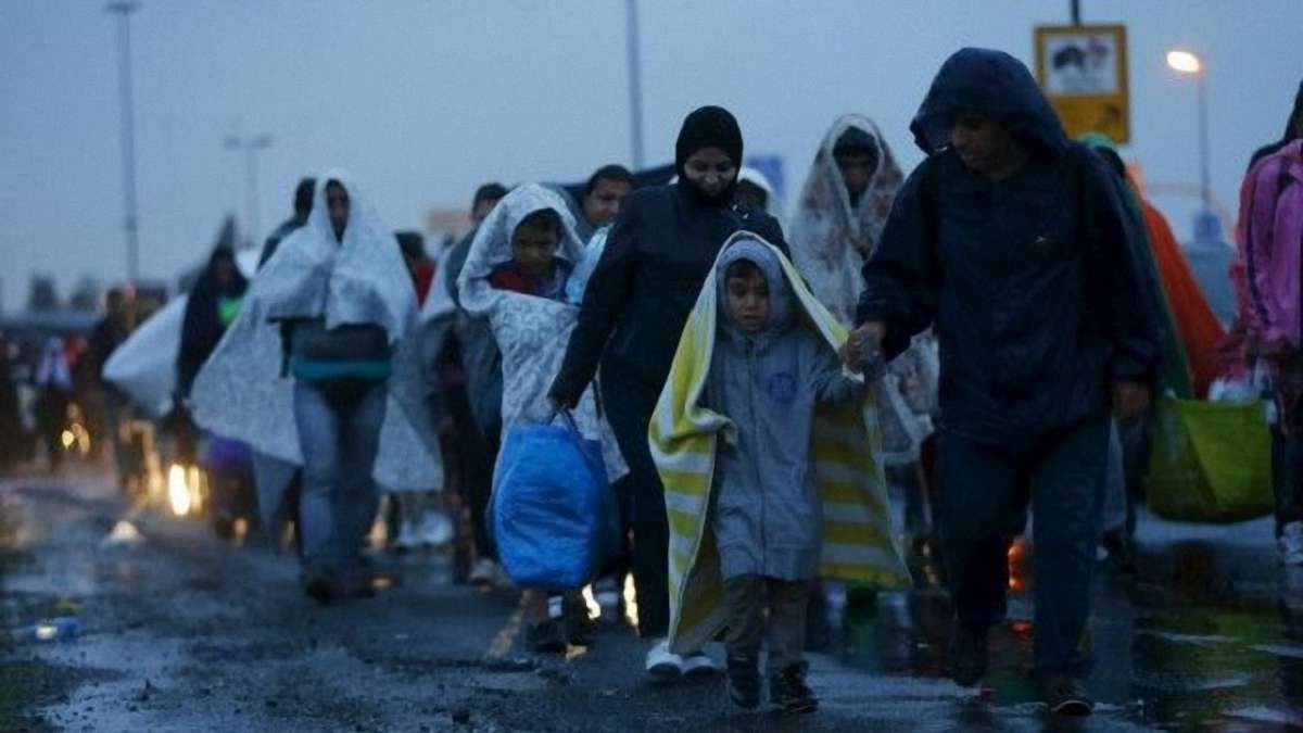 Парламент Данії підтримав закон, що дозволить відбирати у біженців цінні речі