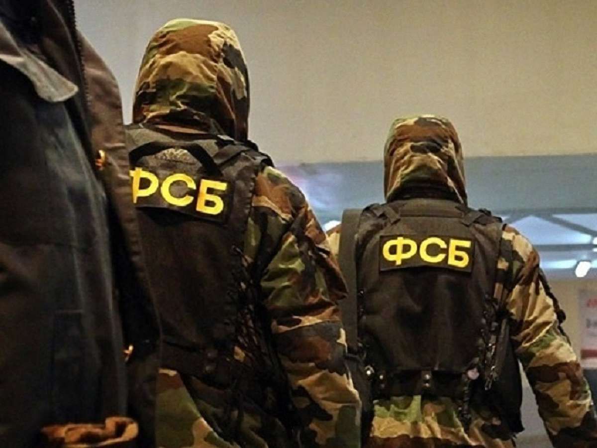 У Криму силовики прийшли з обшуками в кримськотатарський дитячий центр