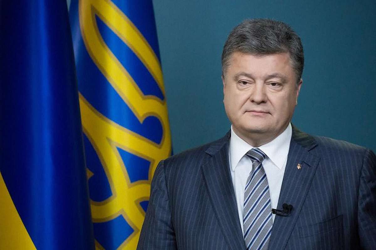 Порошенко у День пам'яті Героїв Крут подякував захисникам України