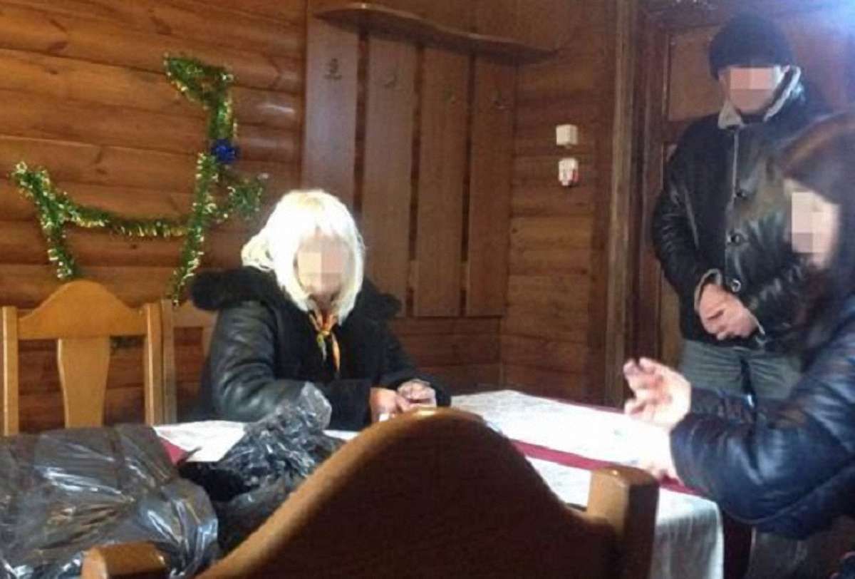 СБУ затримала 60-річну киянку, яка замовила вбивство чоловіка за $3 тис.