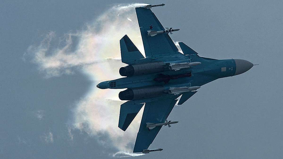 Російський бомбардувальник знову порушив повітряний простір Туреччини